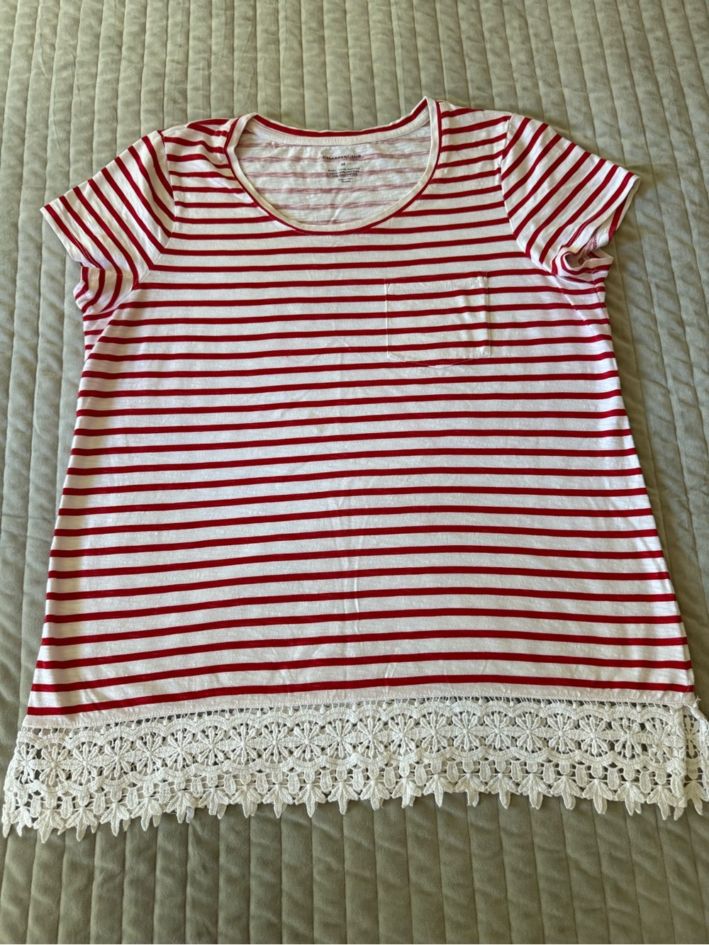 Charter Club Women’s Striped Crochet Lace Hem T-Shirt Red White 100% Cotton Sz M - Picture 2 of 7
